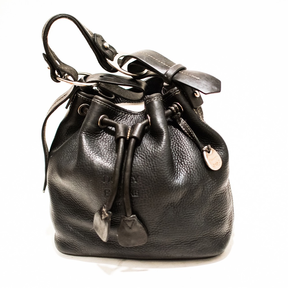 SOLD - DOONEY & BOURKE - VTG Leather bucket bag
